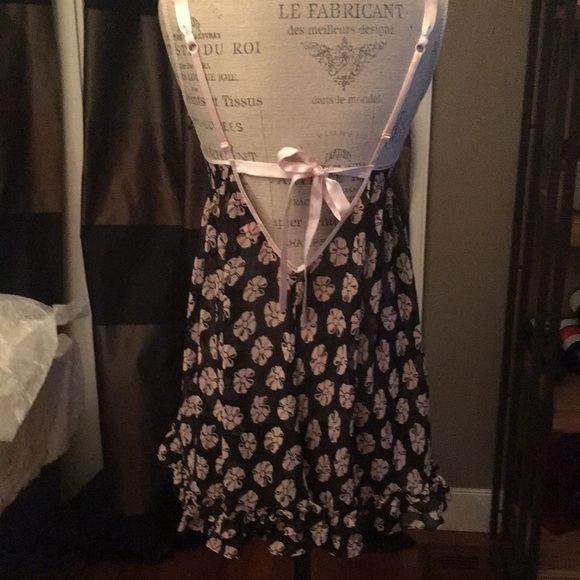 Betsy Johnson Neglige brand new never worn - Picture 3 of 5